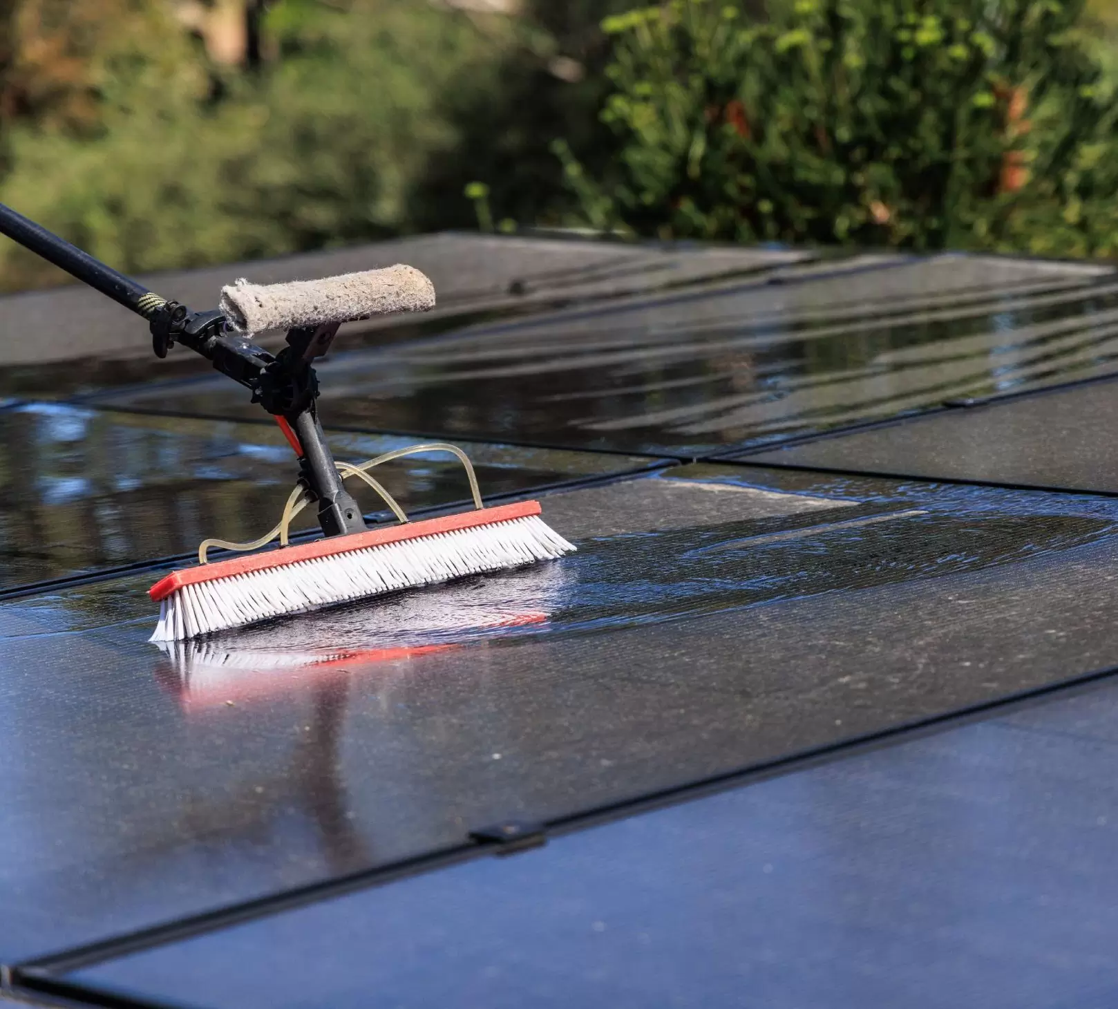 2_Solar Panel Cleaning_53A7217_fullres (1)